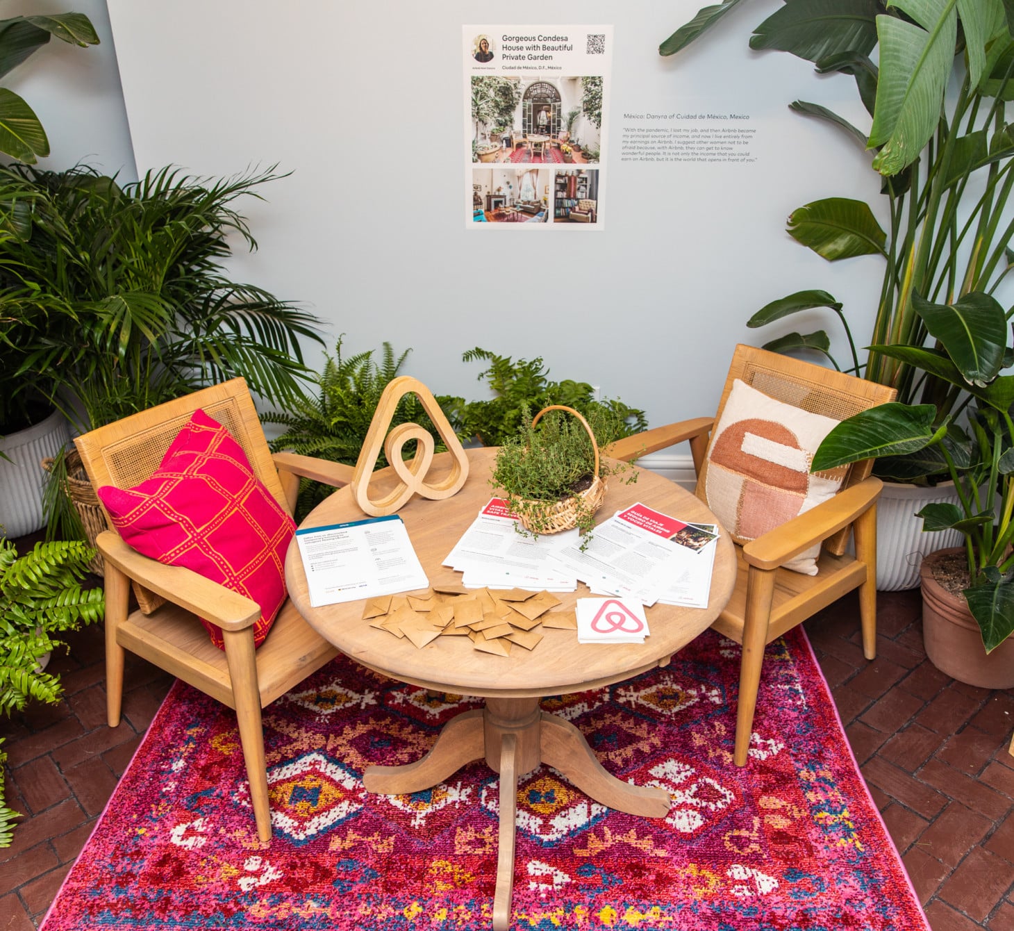 © 2022 Vital Voices Global Partnership. All rights reserved.