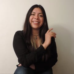 Elizabeth Alejandra Meza Ramírez_Headshot