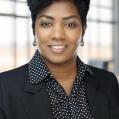 Tara King Hughes headshot