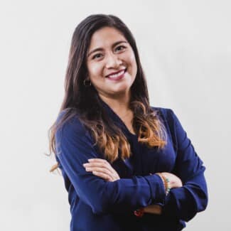 Claudia Reto Headshot1 2.jpg