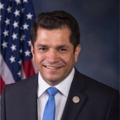 Congressman Jimmy Gomez is a champion for care equality who created the US Congressional Dads’ Caucus and advocates for national policies on paid leave, child care and gender equality.