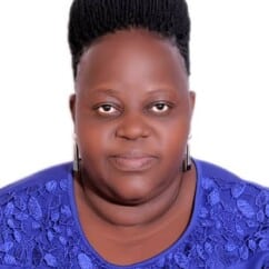fileuploads_198384_7861126_21 663b2fd21850f37a5cab172222417713_SARAH_PASSPORT_PHOTO